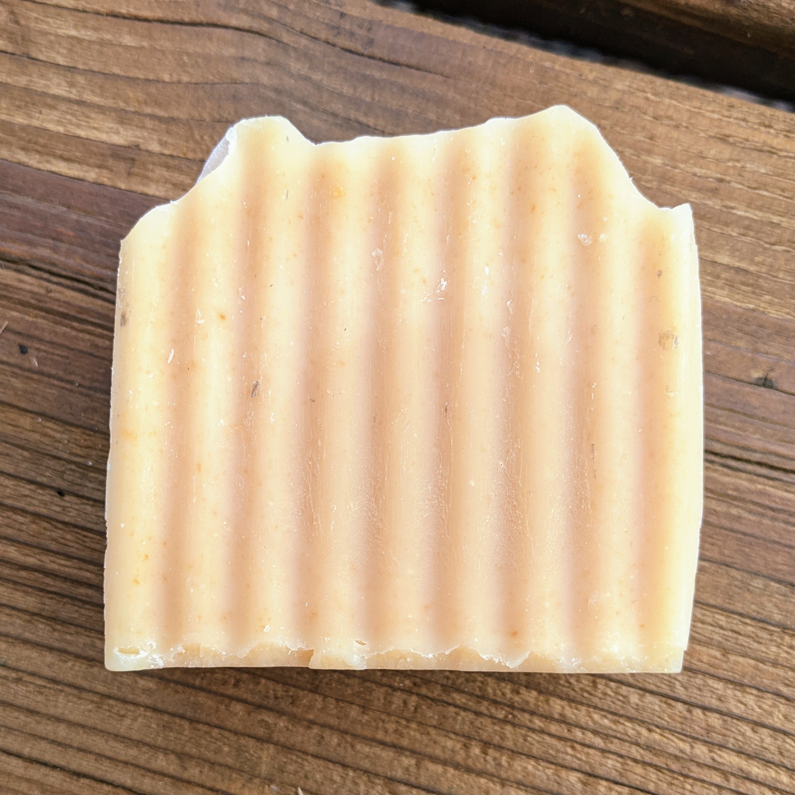 MOISTURIZING MILK BAR Main Image