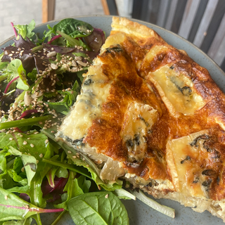 Tarte bleu de bresse et endives