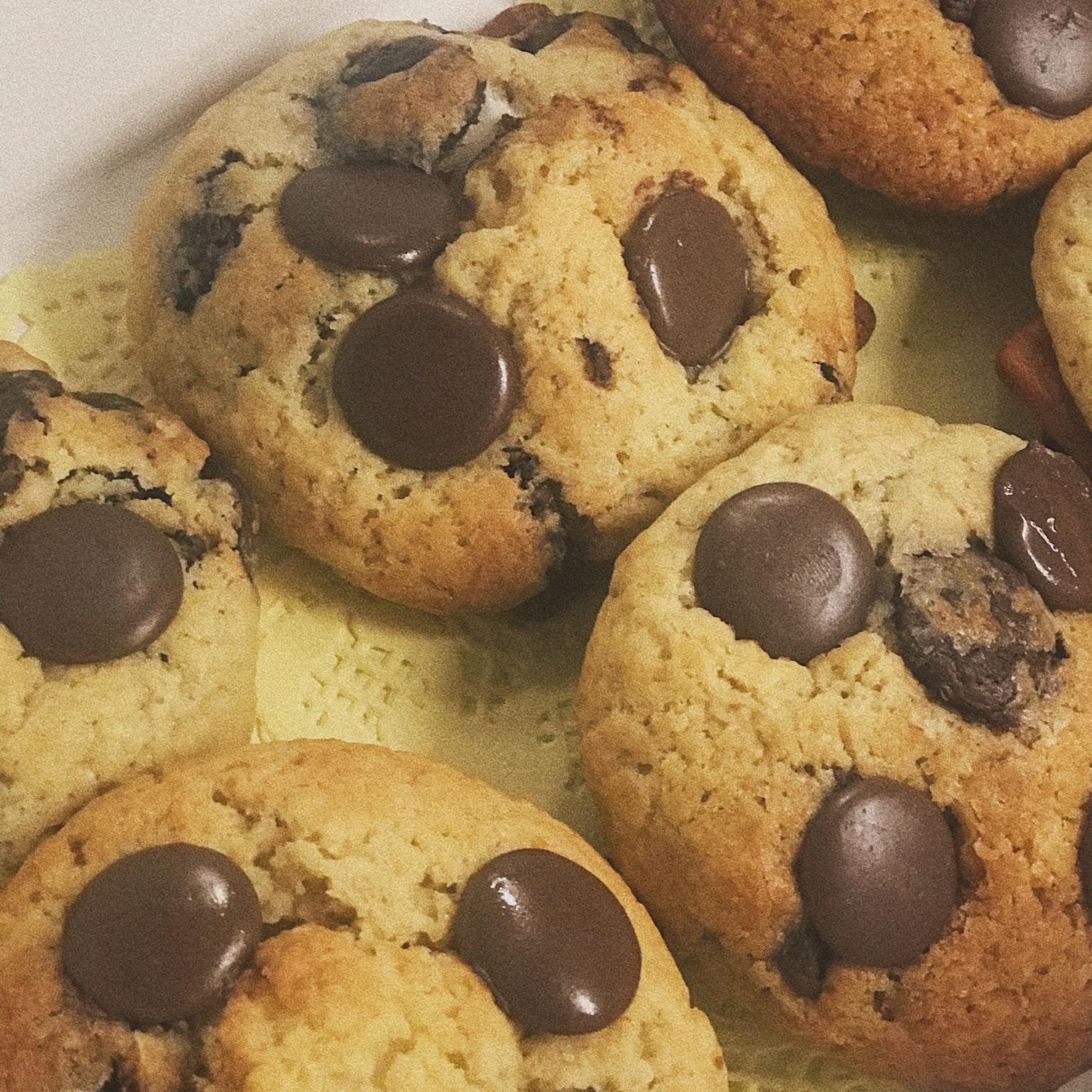 SET OF 3 CHOCOLATE CHIP COOKIES  Main Image