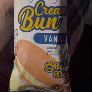 Cream Bun 