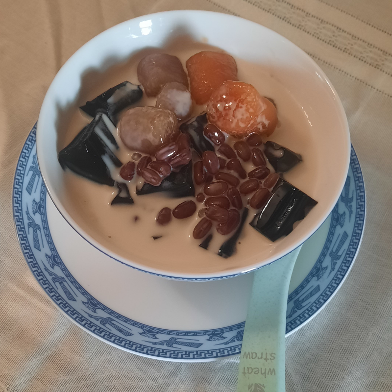 Khoai Dẻo (Sweet Yam Balls) Main Image