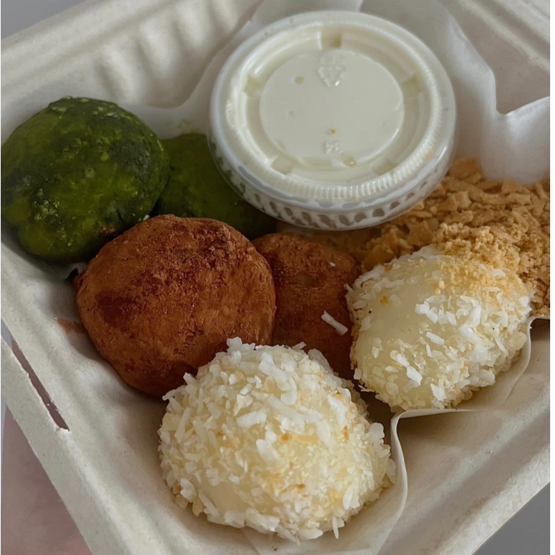 Bánh Mochi Chấm Kem Sữa (Mochi w Cream Sauce)