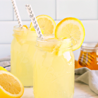 Original Lemonade 8oz
Introducing our zesty Lemonade made with the natural sweetness of agave! This invigorating beverage brings together the tangy freshness of lemons and the smooth, mellow sweetness of agave nectar, resulting in a delightful drink that will tantalize your taste buds.