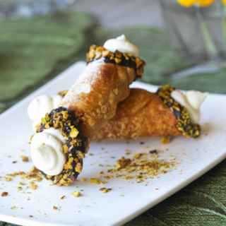 Pistachio Cannoli (2 pieces)