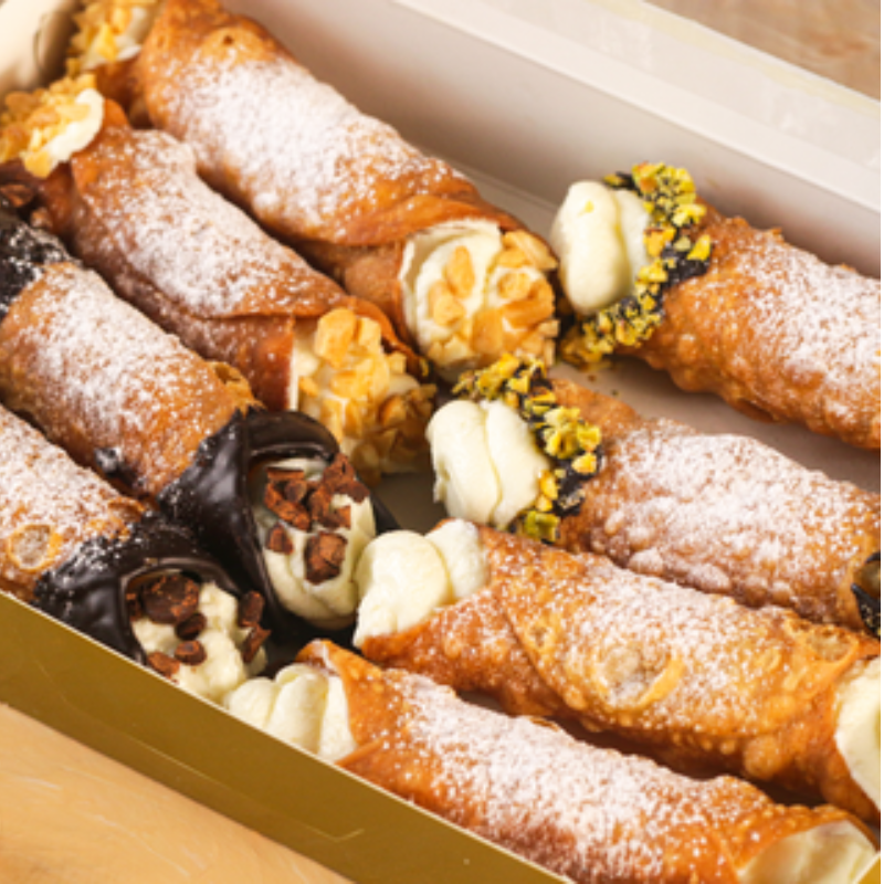 Assorted Cannoli (Box of 4)