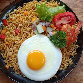 Indomie Goreng Double + Telur