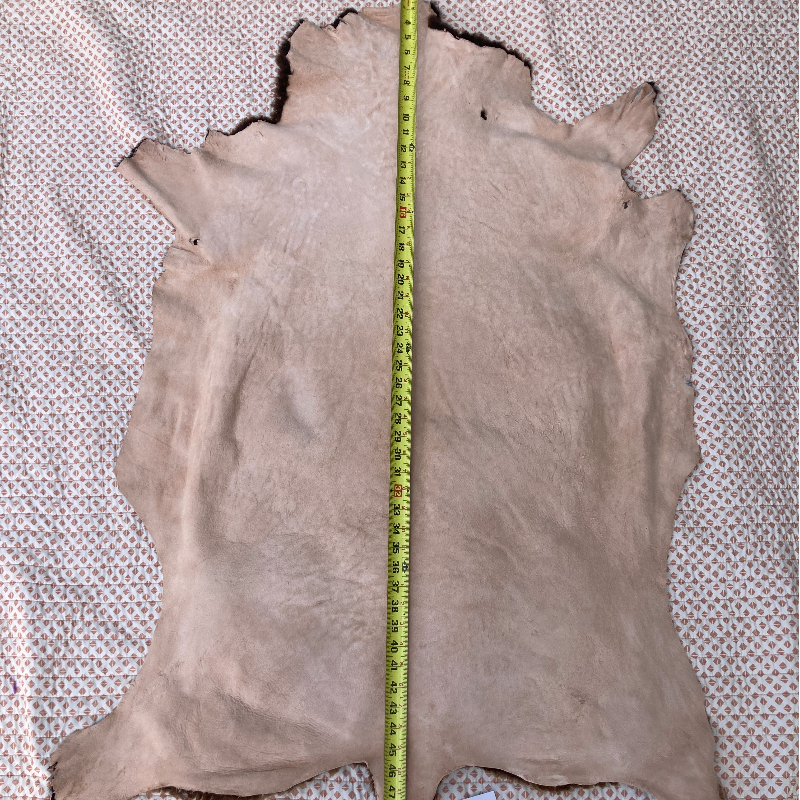 Bark Tanned Sheep Hide (#10, White)