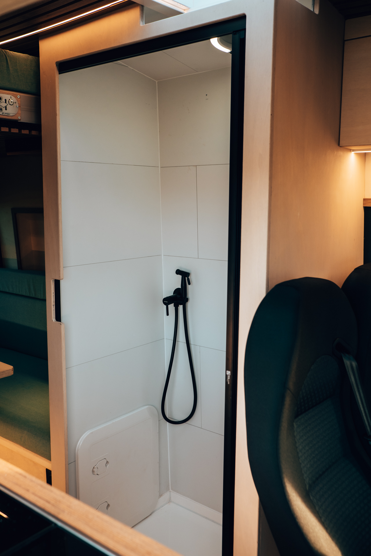 Cabine de douche fixe