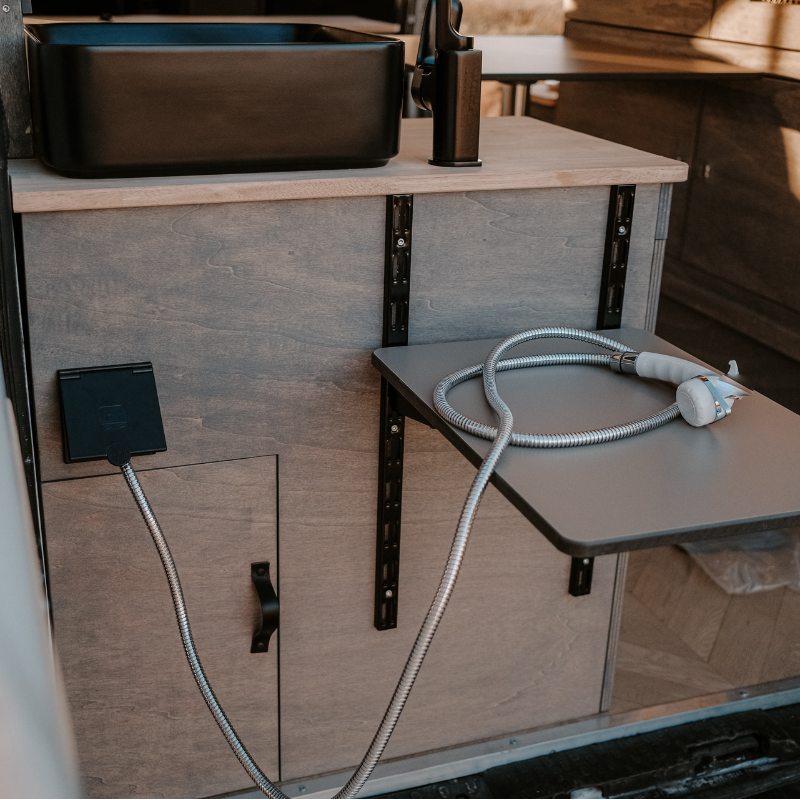 Douchette extérieure eau froide 