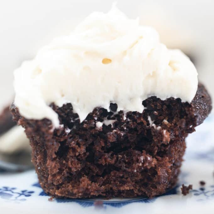 Chocolate cupcakes w/ buttercream