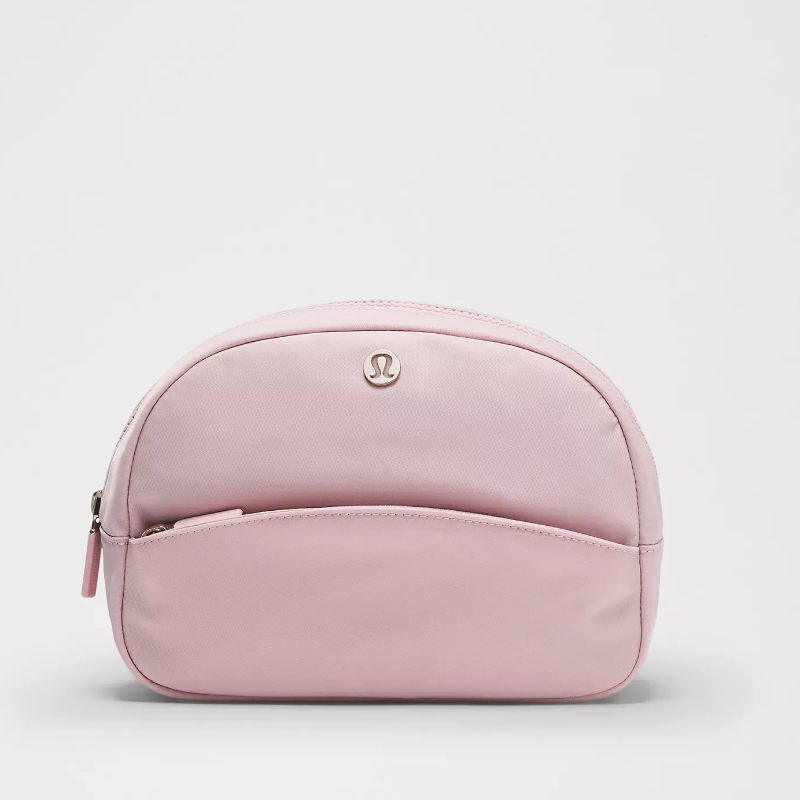 City Essentials Pouch 4L - Pink