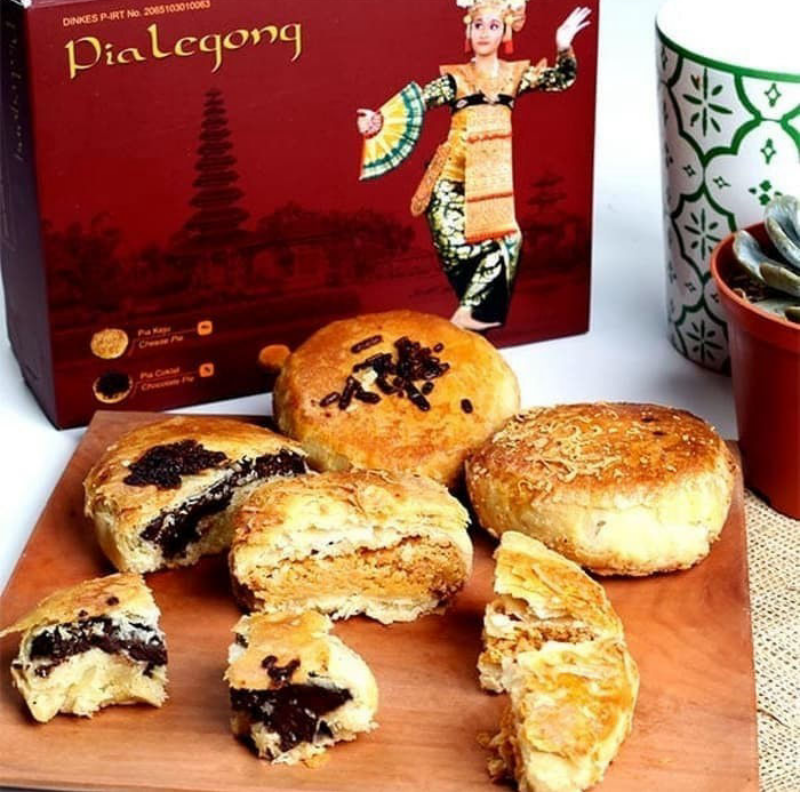 Pia legong Campur (Keju + Coklat)