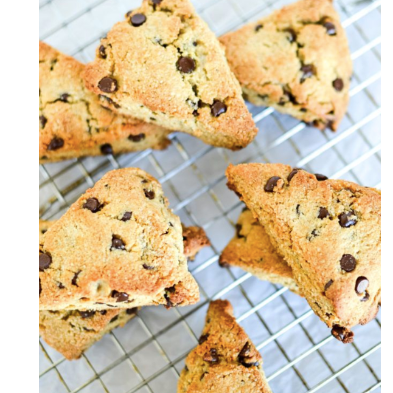 Almond Chocolate Chip Scones 4pk Main Image