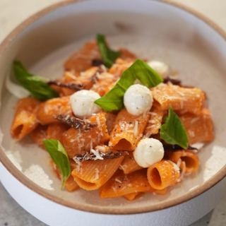 RIGATONI SUN DRIED TOMATOES MINI BURRATA *Hot Favourite*