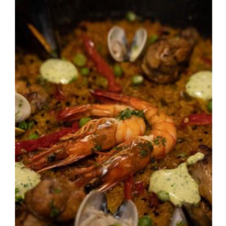 SEAFOOD & CHICKEN PAELLA (25 min)