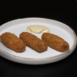 CAULIFLOWER POTATO CROQUETTES (VEGETARIAN)