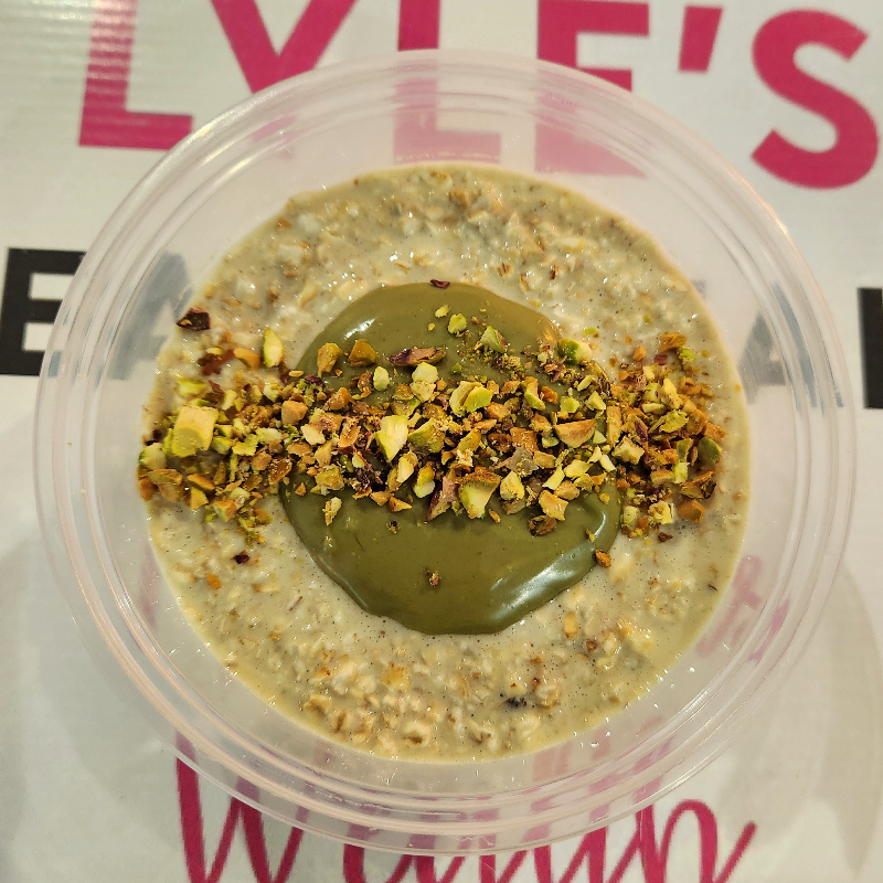 Wht choc & pistachio 