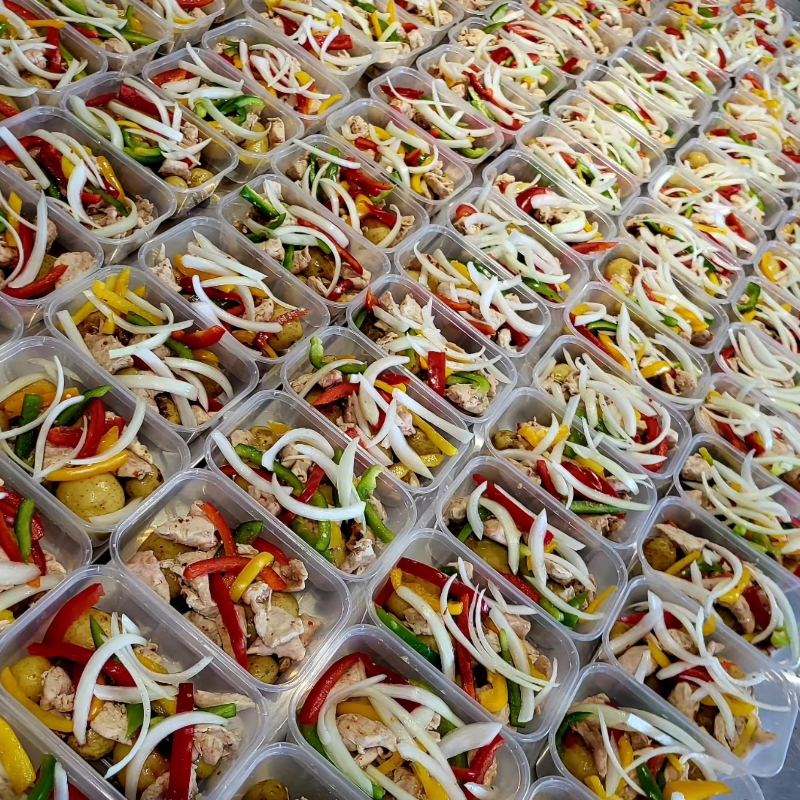 Salt & chilli loaded potatoes with curry 