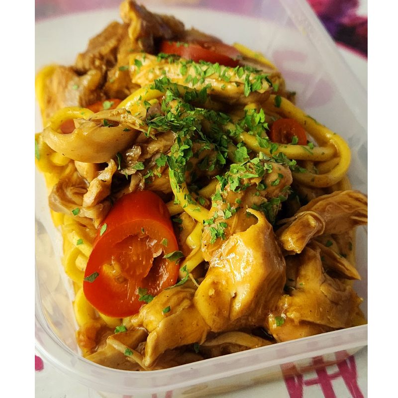 Honey,  garlic chicken noodles 