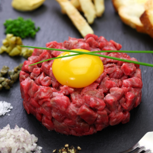 Steak Tartare van de chef met Frietjes