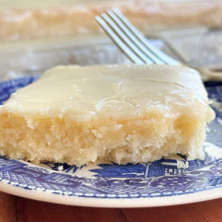 WHITE TEXAS FUDGE SHEET CAKE