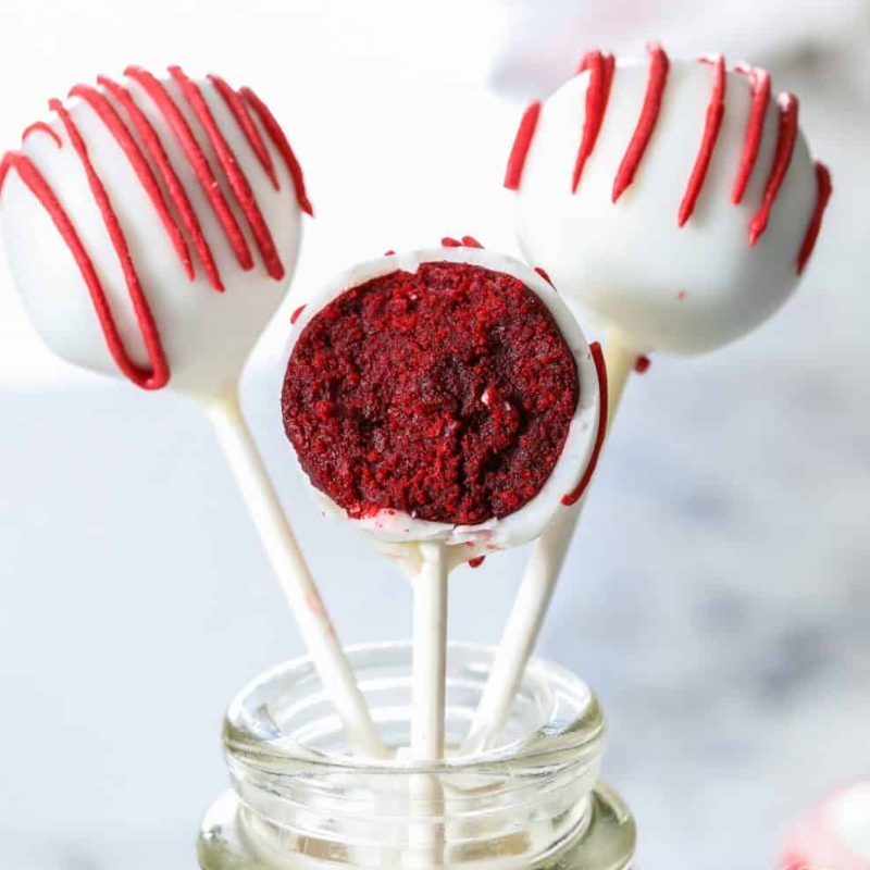 Red Velvet Cake Pop Main Image