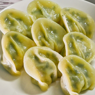 B2 花莲吉安韭香水饺 Hualien Ji’an Fragrant Chives Dumplings