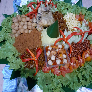 Tumpeng Nasi Kuning
