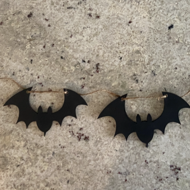 Bat Garland