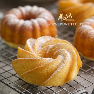 Butter Bundtlette Box of 18