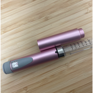 REUSABLE PEN COMBO (includes 5 cartridges and 10 pen needles) 