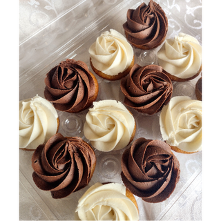 Mini Frosted Cupcakes