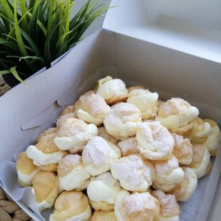 Cream Vanilla Creampuff