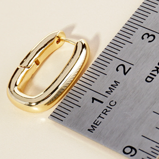 H1-14K Gold Dipped 20mm Brass Huggie Hoop Earrings - Thumbnail 3