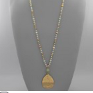 USC43- Hammered Teardrop & Bead Necklace - Thumbnail 3