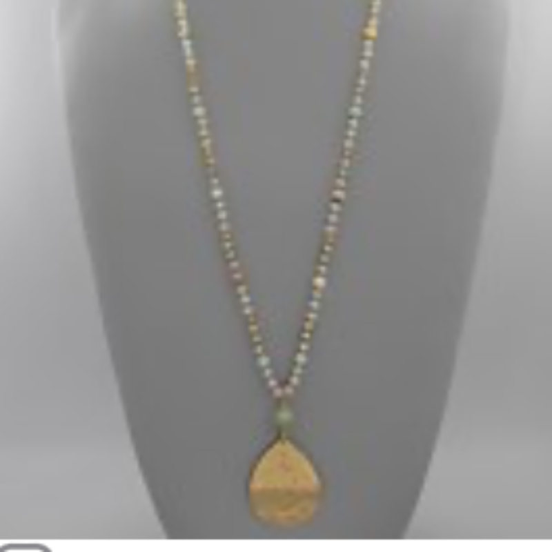 USC43- Hammered Teardrop & Bead Necklace - Thumbnail (Preview) 3