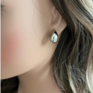 CL46- Effortlessly Chic Silver High-Polished Water drop Earrings - Thumbnail 3