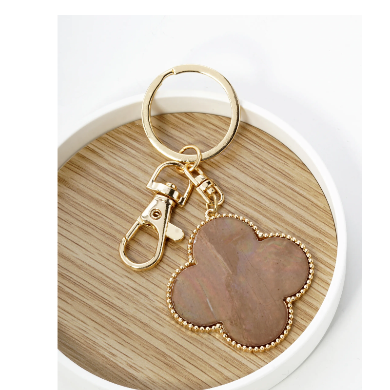 Q16-Mother of Pearl Quatrefoil Key Chain Main Image