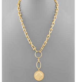 M50- Textured Coin & U Chain Necklace