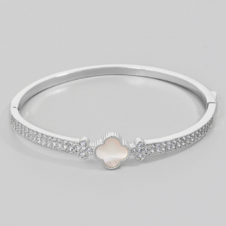 Q54-Gold Plated Pearl And Cz Pave Clover Bangle Bracelet - Thumbnail 2