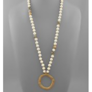 USC53-Circle & Wood Stone Ball Necklace