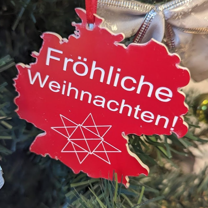 German Club (3.30L x 3.30H)