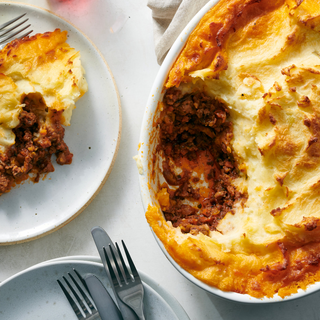 Mushroom & Herb Shepherd’s Pie topped with Cheesy Mashed Potatoes