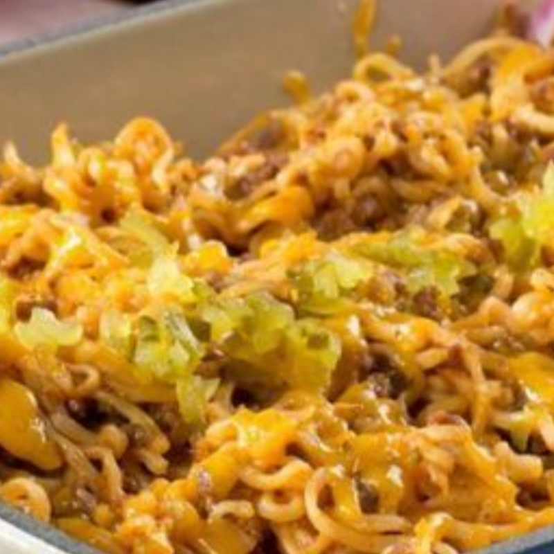 Cheeseburger Ramen Casserole (Kid friendly, kid approved)