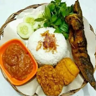 Nasi Sambelan Ikan Lele