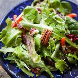 Honey Pecan Salad 🌱