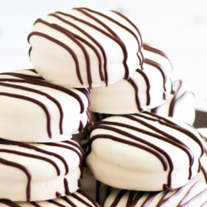 White Chocolate Oreos (5) Large Image