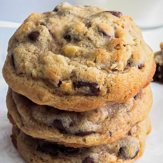 Chocolate Chip  &  Cookie 