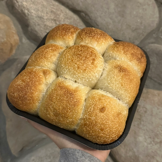 Sourdough Dinner Rolls