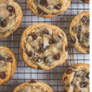 Chocolate Chip Cookies (2 ct)